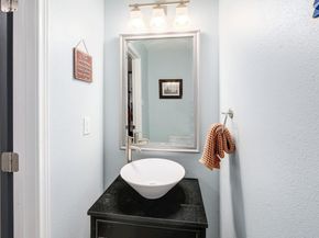 7104 Rusty Fig DR, Austin TX 78750