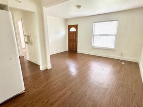 1206 Marcy ST, Austin TX 78745
