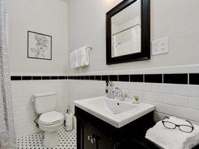 712 E 44th ST A, Austin TX 78751