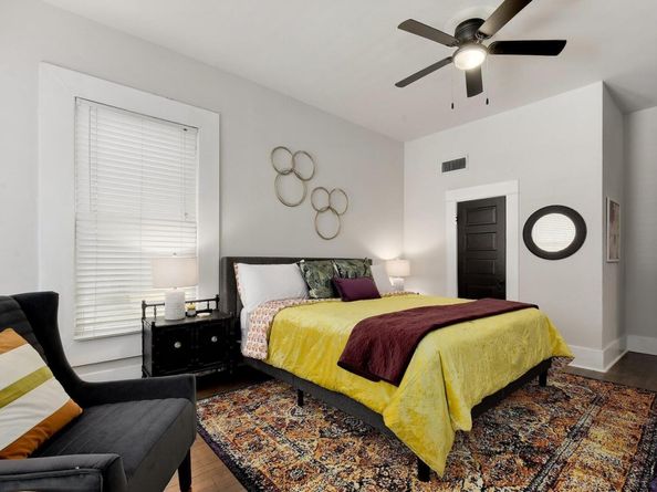 712 E 44th ST A, Austin TX 78751