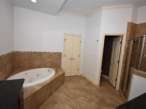 12105 Terraza CIR 67, Austin TX 78726