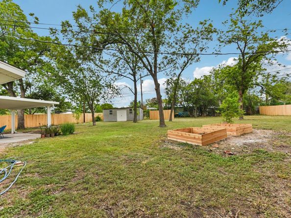 7503 Carriage DR, Austin TX 78752