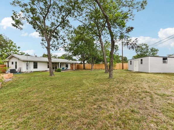 7503 Carriage DR, Austin TX 78752