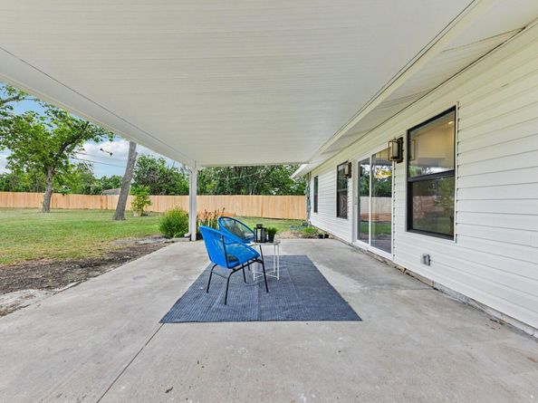 7503 Carriage DR, Austin TX 78752