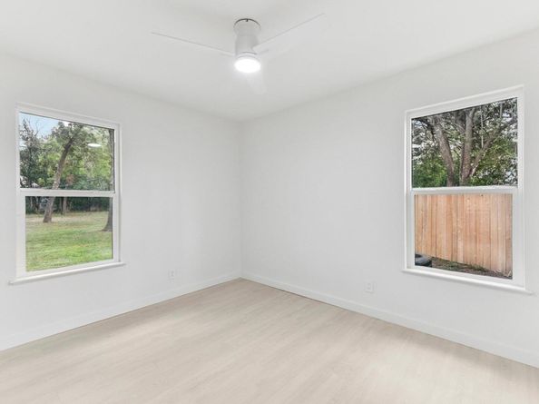 7503 Carriage DR, Austin TX 78752