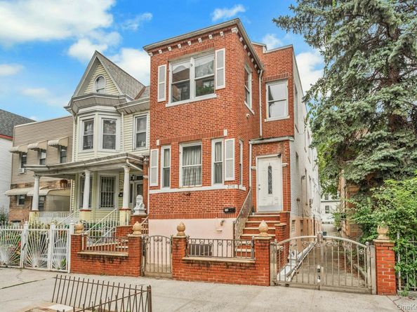 2798 Pond Place, Bronx NY 10458