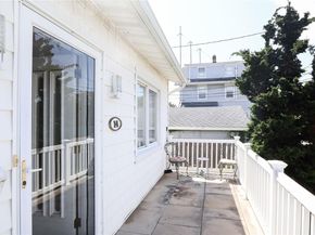 14 Alemeda Street, Inwood NY 11096