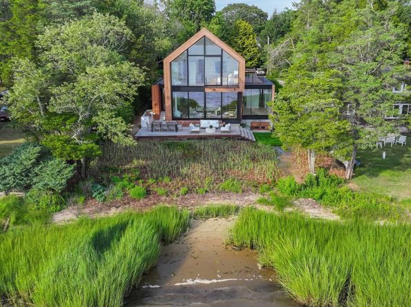 142 Towd Point Road, Southampton NY 11968