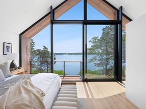 142 Towd Point Road, Southampton NY 11968