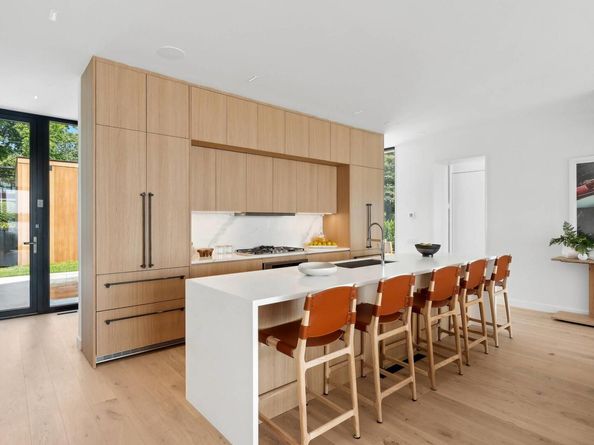 142 Towd Point Road, Southampton NY 11968