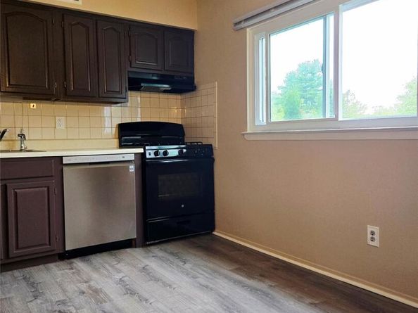 198 Pointe Circle North 198, Coram NY 11727