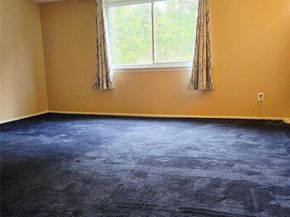 198 Pointe Circle North 198, Coram NY 11727