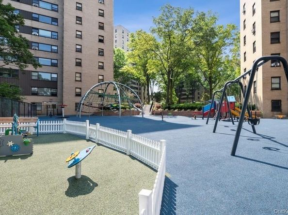 1 Fordham Hill Oval 1E, Bronx NY 10468