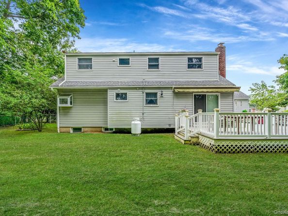 462 Bayport Avenue, Bayport NY 11705