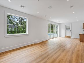 36 Jagger Lane, Westhampton NY 11977