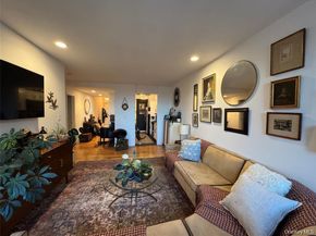 25 W Broadway 207, Long Beach NY 11561