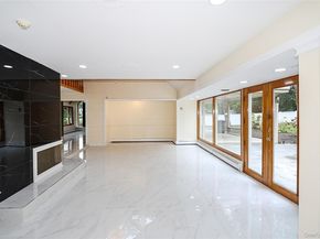 81 Carriage Lane, Roslyn Heights NY 11577