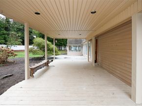81 Carriage Lane, Roslyn Heights NY 11577
