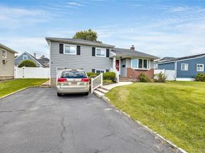 106 Cornell Lane, Hicksville NY 11801