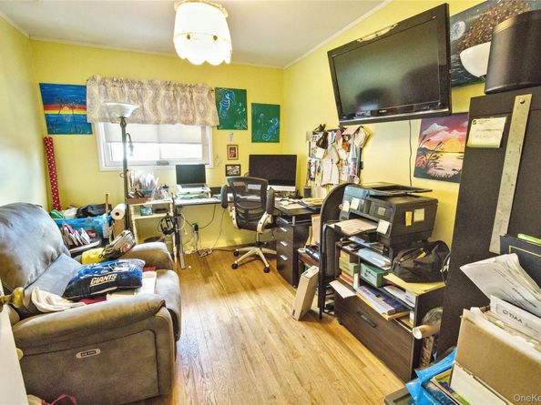 106 Cornell Lane, Hicksville NY 11801