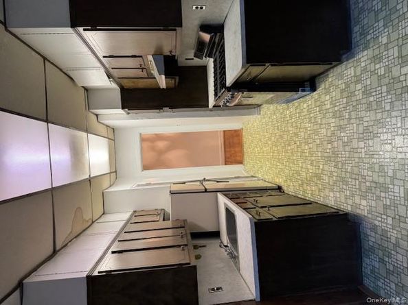 2925 Matthews Avenue 3G, Bronx NY 10467