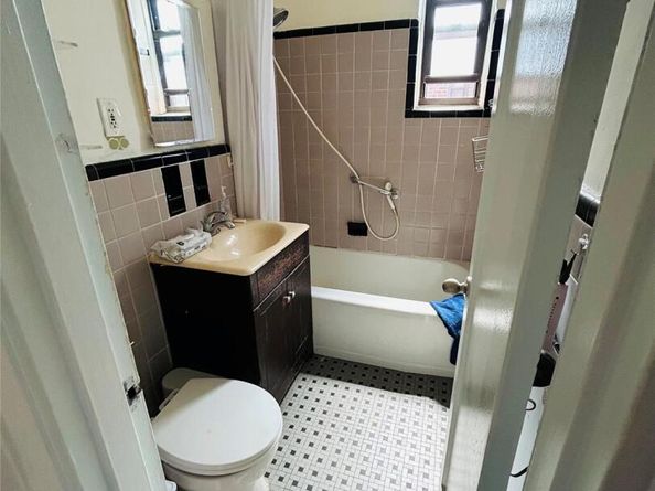 71-11 Yellowstone Boulevard 5K, Forest Hills NY 11375