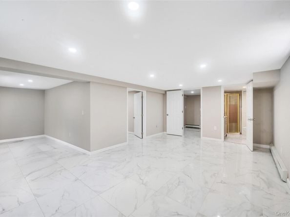 131 Carol Road, East Meadow NY 11554