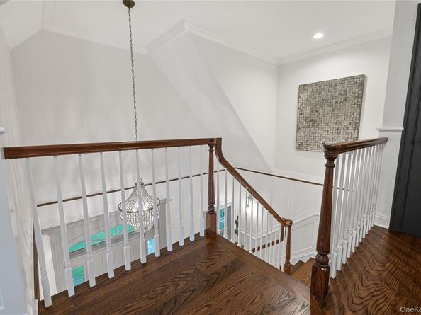 2 Hubbard Street, Hampton Bays NY 11946