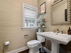 2 Hubbard Street, Hampton Bays NY 11946