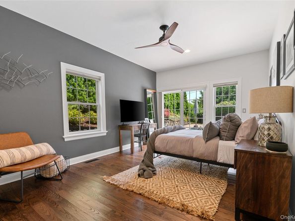 2 Hubbard Street, Hampton Bays NY 11946