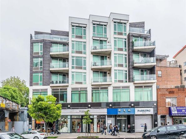 40-55 College Point Blvd 3B, Flushing NY 11354