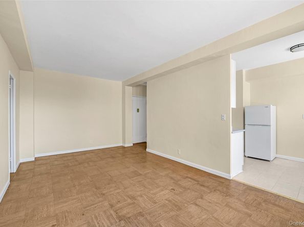 99-40 63rd Road 5A, Rego Park NY 11374