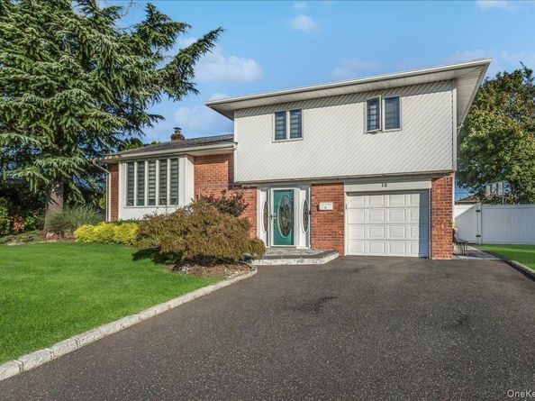 12 Julliard Drive, Plainview NY 11803