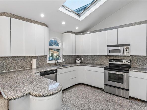 12 Julliard Drive, Plainview NY 11803