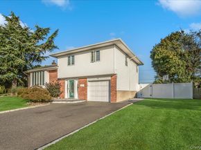 12 Julliard Drive, Plainview NY 11803