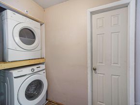 4 Georgian Court, Coram NY 11727