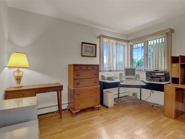 70 Pittsburgh Avenue, Massapequa NY 11758