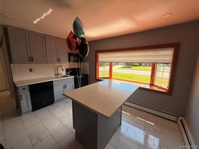 17 Stevedore Lane, Levittown NY 11756