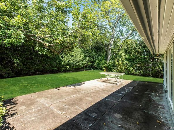 335 Smith Street, Merrick NY 11566