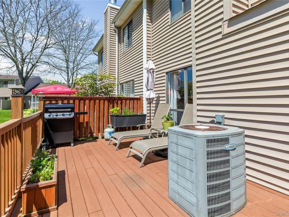 108 Hidden Ponds Circle, Smithtown NY 11787