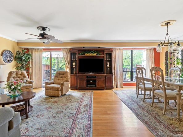 108 Hidden Ponds Circle, Smithtown NY 11787