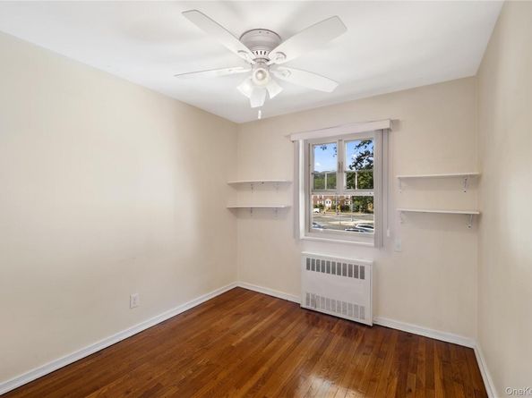 227-16 Hillside Avenue UPPER, Queens Village NY 11427