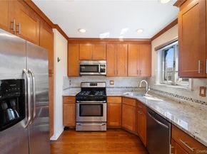 227-16 Hillside Avenue UPPER, Queens Village NY 11427