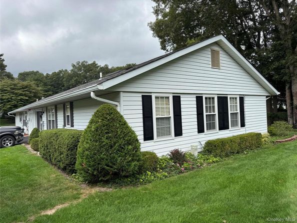 354 Woodbridge Drive A, Ridge NY 11961