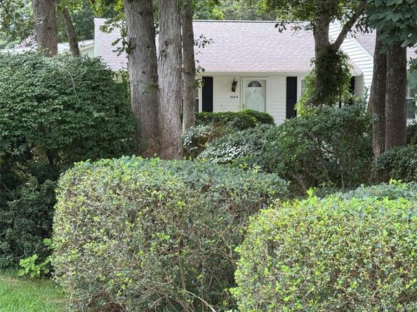 354 Woodbridge Drive A, Ridge NY 11961