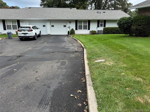 354 Woodbridge Drive A, Ridge NY 11961