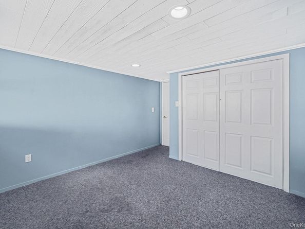 7 Deepdale Drive, Commack NY 11725