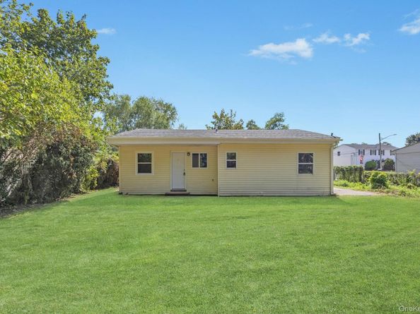 805 Bayview Avenue, Amityville NY 11701