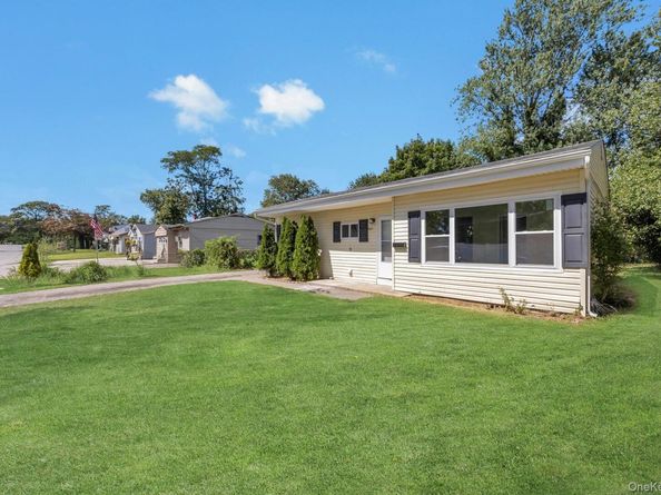805 Bayview Avenue, Amityville NY 11701