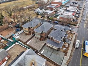 14-09 133RD Place, College Point NY 11356